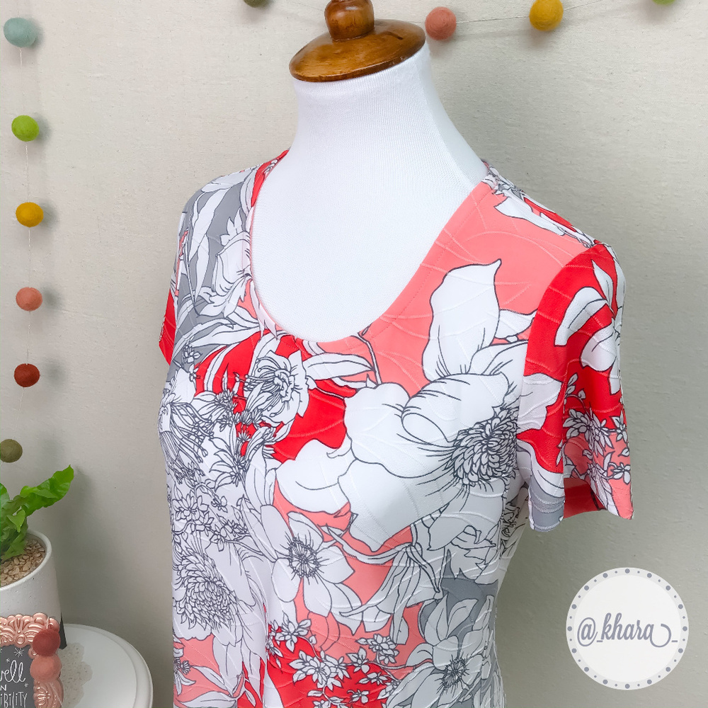 Croft & Barrow Red/Coral/Gray Floral Blouse